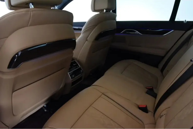 BMW 745 (Seria 7) din 2022 cu 33.421 km - oferta BMW194837 - foto 13