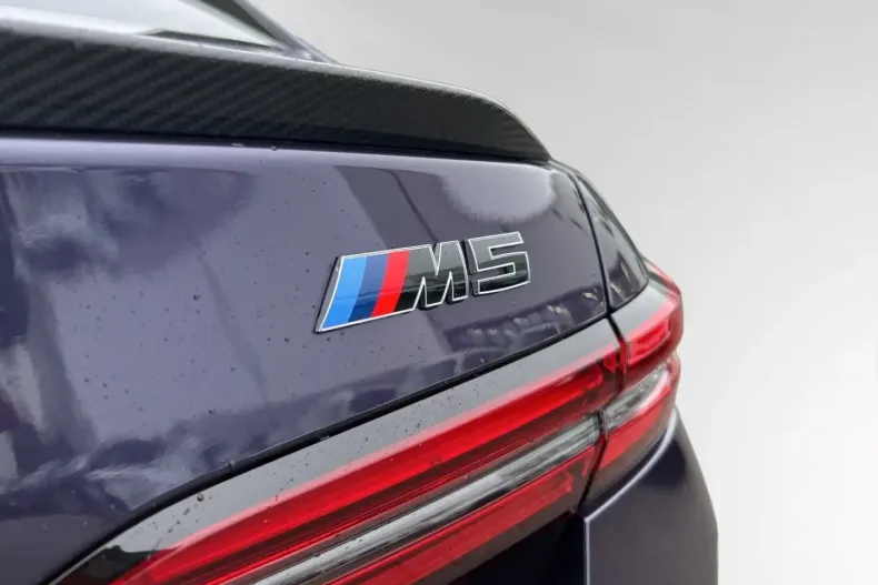 BMW M5 (Seria 5) din 2025 cu 6.647 km - oferta BMW194838 - foto 17