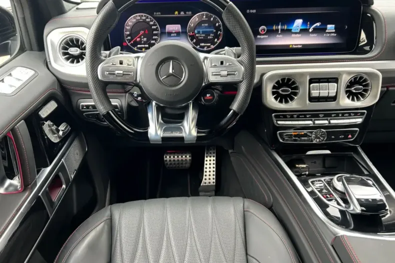 Mercedes-Benz G 63 AMG (Clasa G) din 2023 cu 15.000 km - oferta MER194843 - foto 5