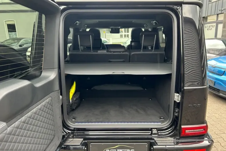 Mercedes-Benz G 63 AMG (Clasa G) din 2023 cu 15.000 km - oferta MER194843 - foto 12