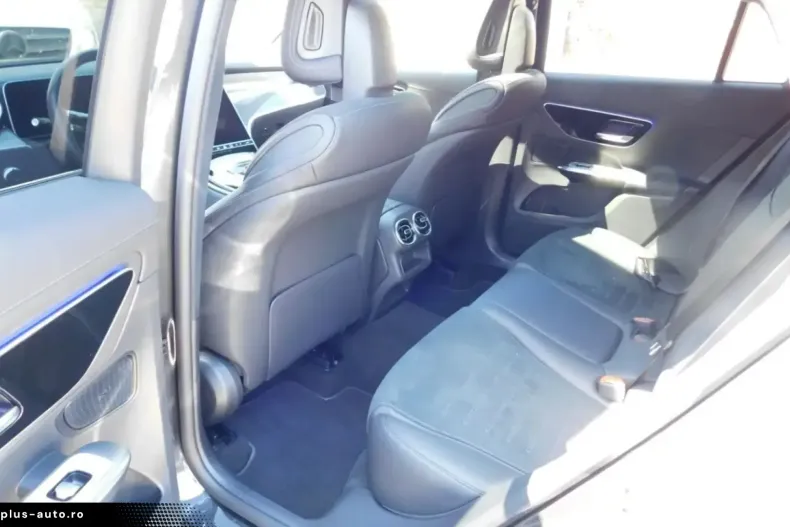 Mercedes-Benz GLC 300 (Clasa GLC) din 2024 cu 24.000 km - oferta MER194855 - foto 12