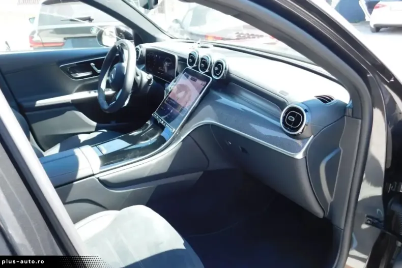 Mercedes-Benz GLC 300 (Clasa GLC) din 2024 cu 24.000 km - oferta MER194855 - foto 13