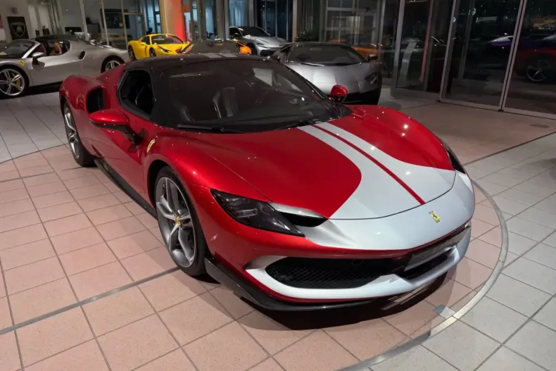 Ferrari 296 GTS din 2024 cu 23.522 km - oferta FER194858 - foto 1