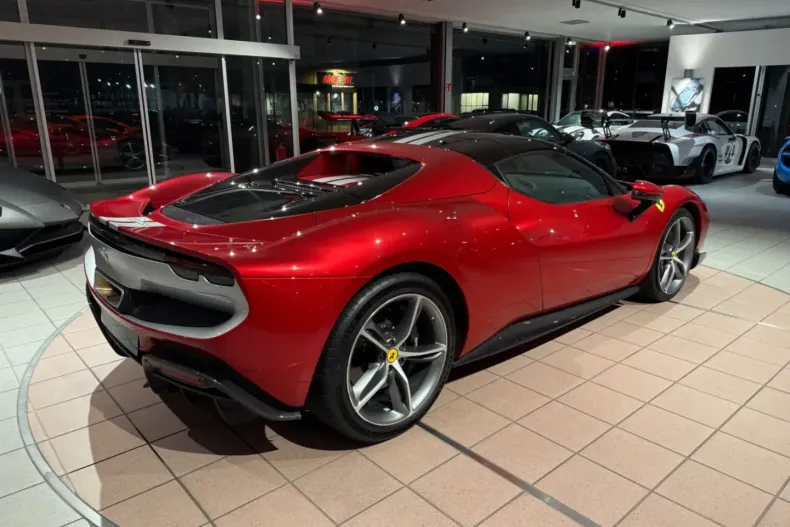 Ferrari 296 GTS din 2024 cu 23.522 km - oferta FER194858 - foto 13