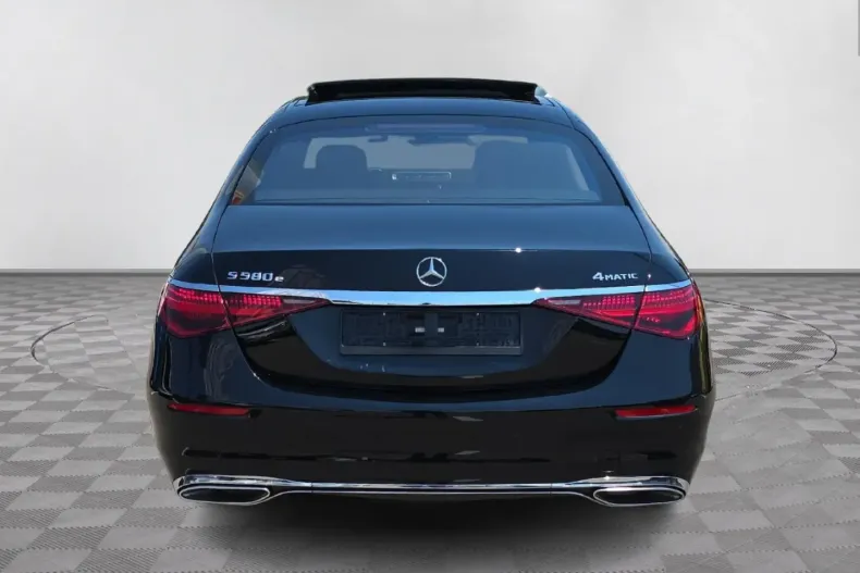 Mercedes-Benz S 580 (Clasa S) din 2024 cu 7.100 km - oferta MER194883 - foto 4