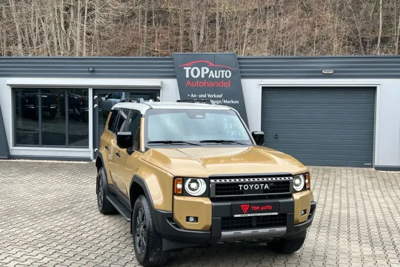 Toyota Land Cruiser din 2024 cu 19.978 km - oferta TOY194884 - foto 1