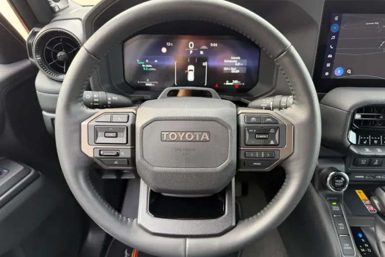 Toyota Land Cruiser din 2024 cu 19.978 km - oferta TOY194884 - foto 31