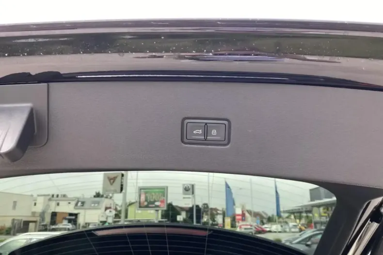 Audi Q8 din 2023 cu 5.900 km - oferta AUD194885 - foto 12