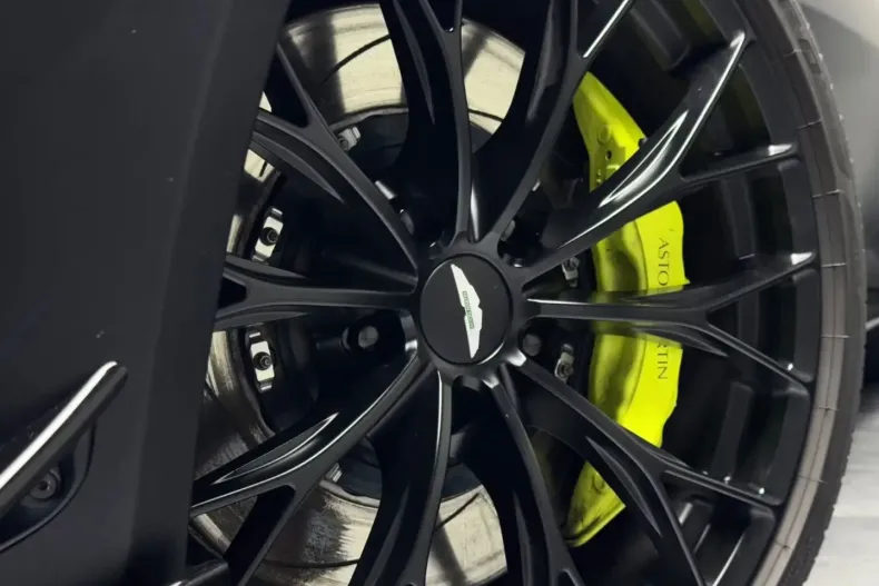 Aston Martin V8 Vantage din 2022 cu 14.642 km - oferta AST194894 - foto 8