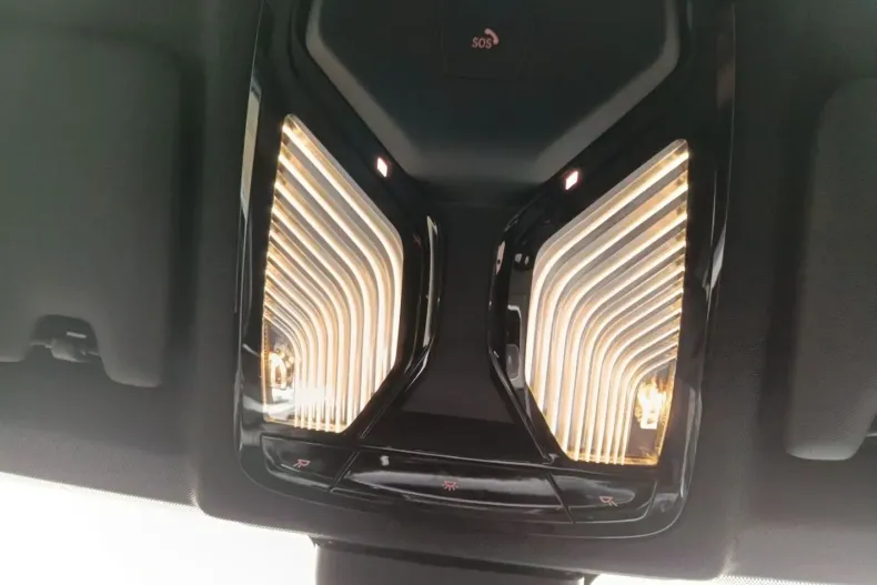 BMW M3 (Seria 3) din 2025 cu 9.848 km - oferta BMW194897 - foto 25