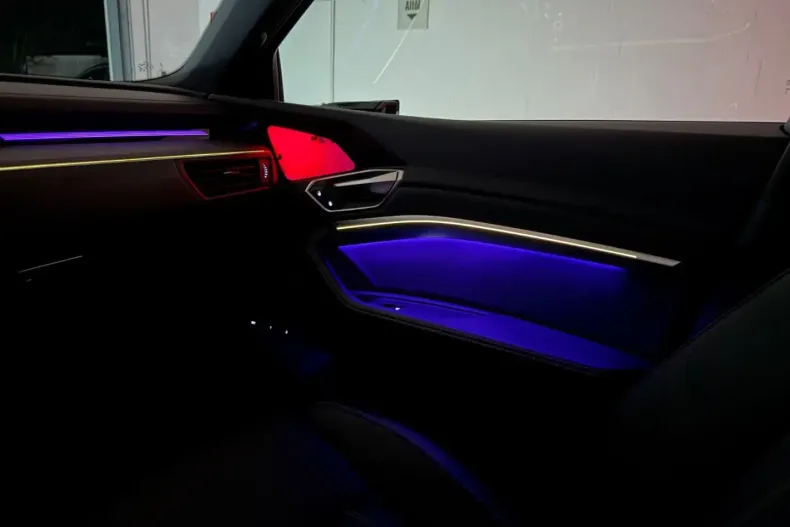 Audi SQ8 e-tron din 2024 cu 76.000 km - oferta AUD194903 - foto 16