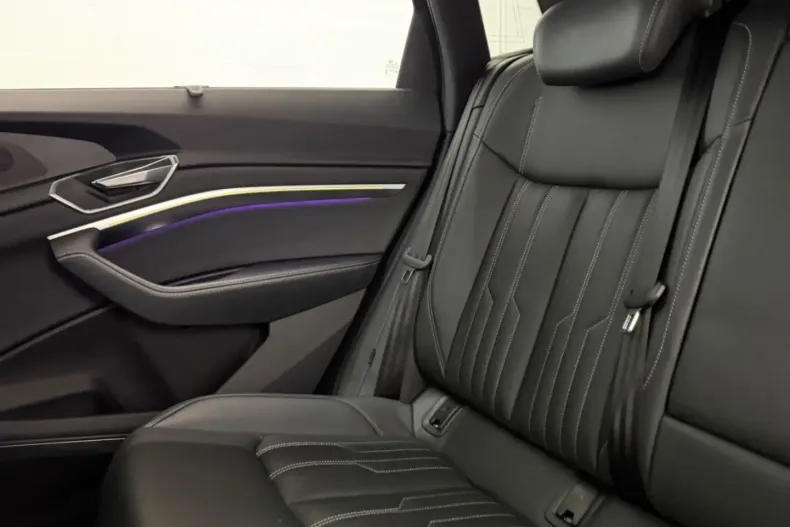 Audi SQ8 e-tron din 2024 cu 76.000 km - oferta AUD194903 - foto 44