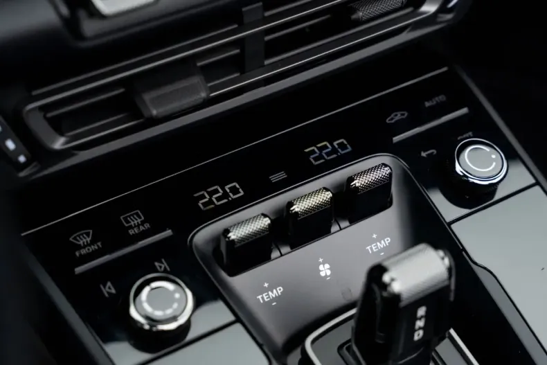 Porsche 992 din 2023 cu 19.800 km - oferta POR194907 - foto 22