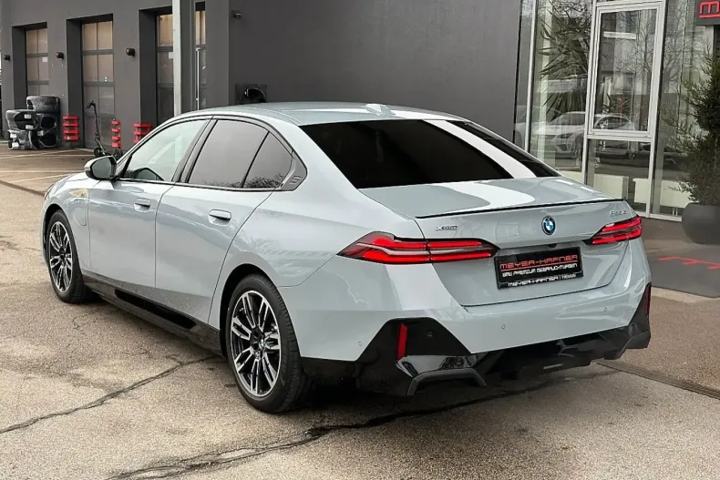 BMW 530 (Seria 5) din 2025 cu 26.268 km - oferta BMW194915 - foto 7