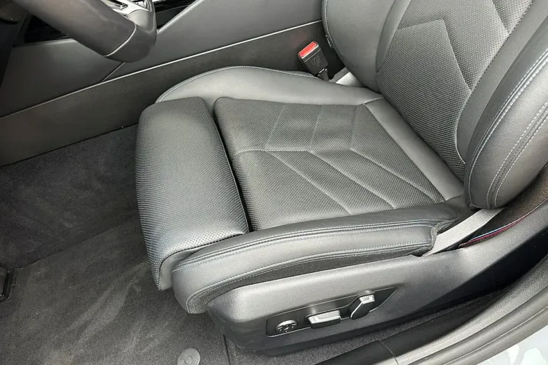 BMW 530 (Seria 5) din 2025 cu 26.268 km - oferta BMW194915 - foto 32