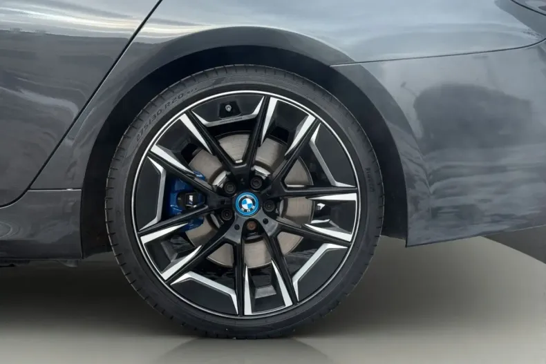 BMW 530 (Seria 5) din 2022 cu 45.893 km - oferta BMW194920 - foto 11