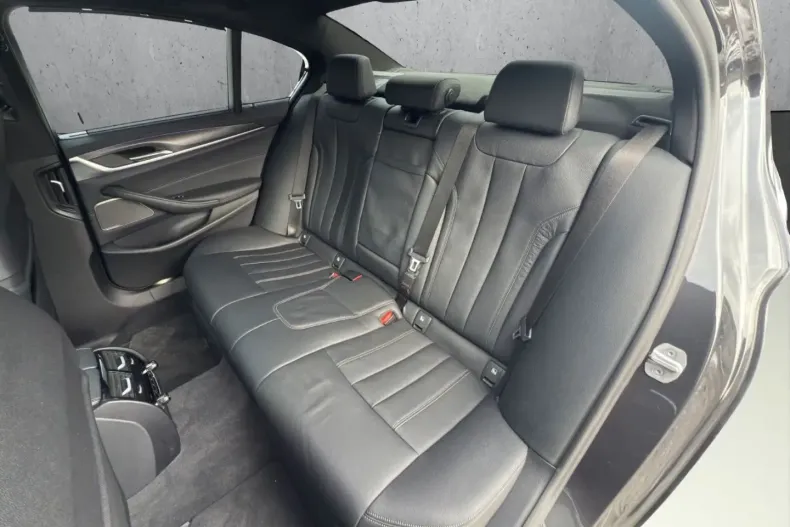 BMW 530 (Seria 5) din 2022 cu 45.893 km - oferta BMW194920 - foto 14