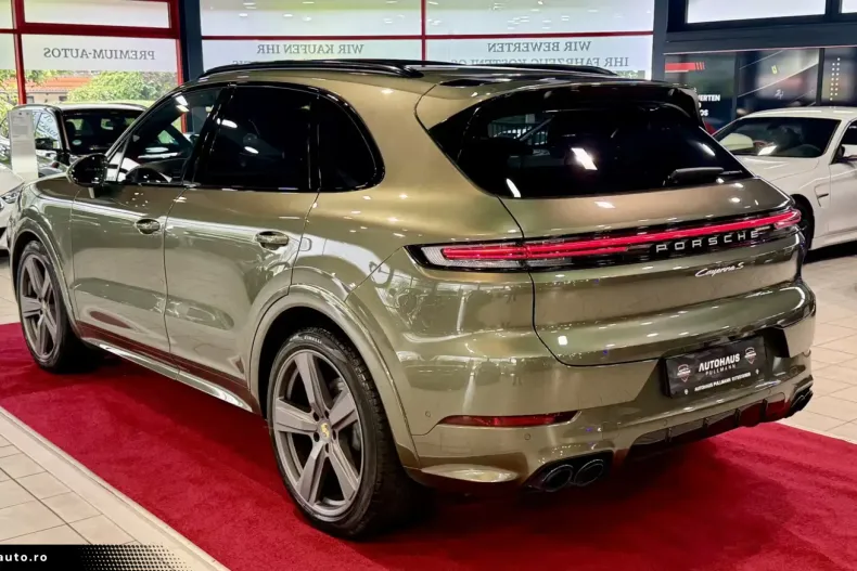 Porsche Cayenne din 2023 cu 39.238 km - oferta POR194921 - foto 5