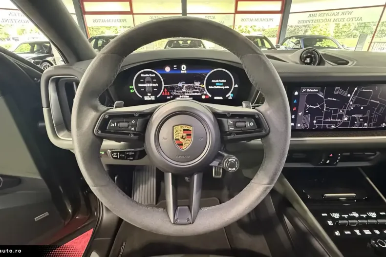 Porsche Cayenne din 2023 cu 39.238 km - oferta POR194921 - foto 14