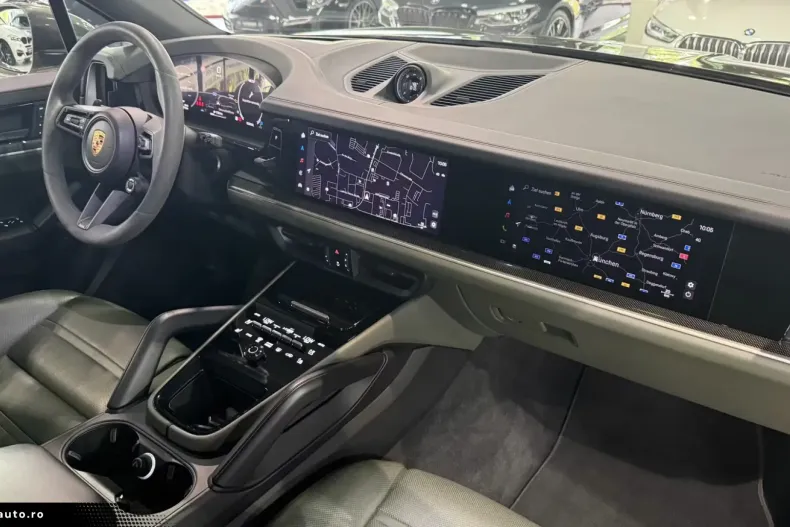 Porsche Cayenne din 2023 cu 39.238 km - oferta POR194921 - foto 17