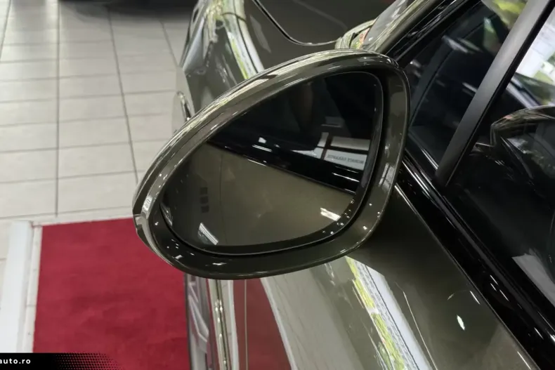 Porsche Cayenne din 2023 cu 39.238 km - oferta POR194921 - foto 22