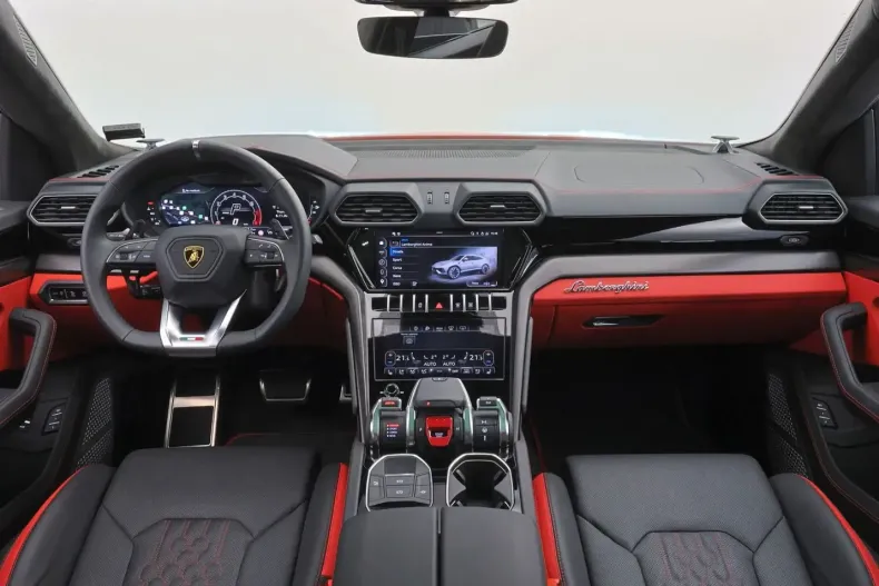 Lamborghini Urus din 2025 cu 5.592 km - oferta LAM194922 - foto 5