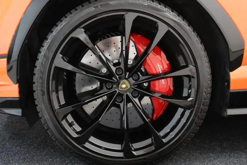 Lamborghini Urus din 2025 cu 5.592 km - oferta LAM194922 - foto 15