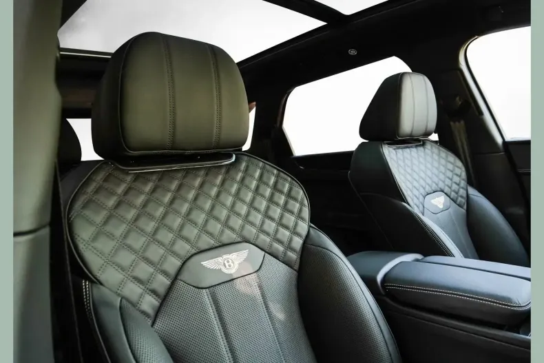 Bentley Bentayga din 2025 cu 6.900 km - oferta BEN194927 - foto 12