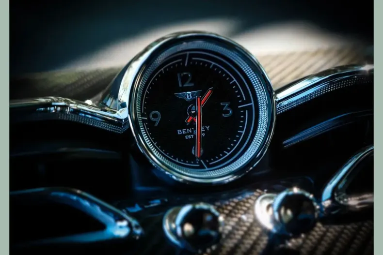 Bentley Bentayga din 2025 cu 6.900 km - oferta BEN194927 - foto 17