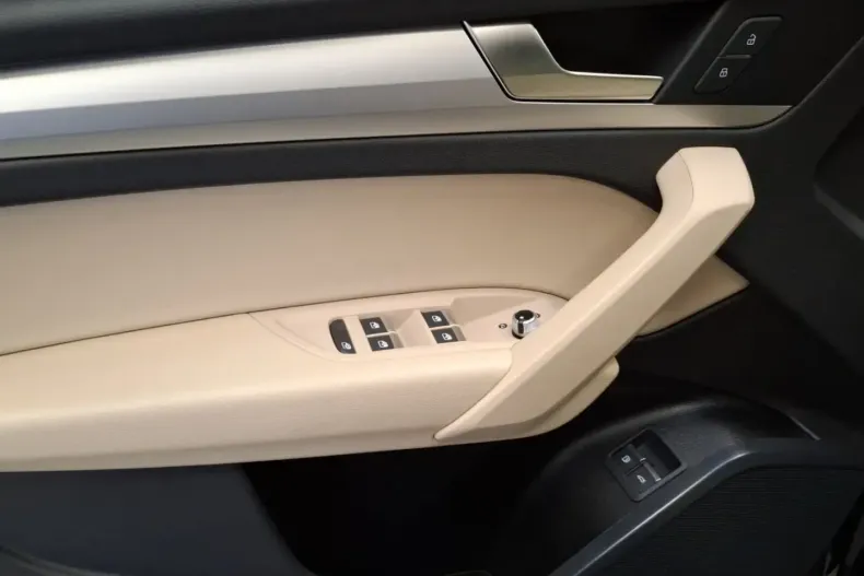 Audi Q5 din 2022 cu 89.484 km - oferta AUD194935 - foto 12