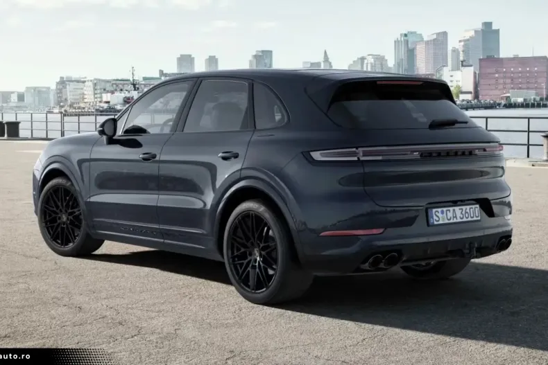 Porsche Cayenne din 2023 cu 48.600 km - oferta POR194937 - foto 3