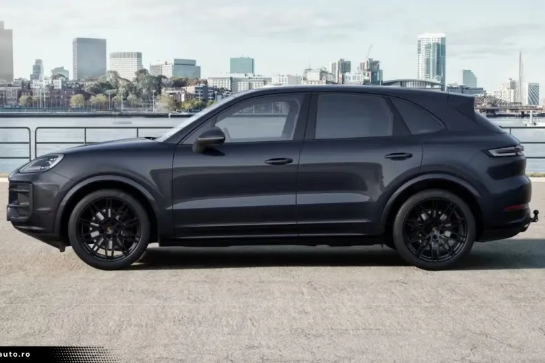 Porsche Cayenne din 2023 cu 48.600 km - oferta POR194937 - foto 4