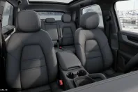 Porsche Cayenne din 2023 cu 48.600 km - oferta POR194937 - foto 7