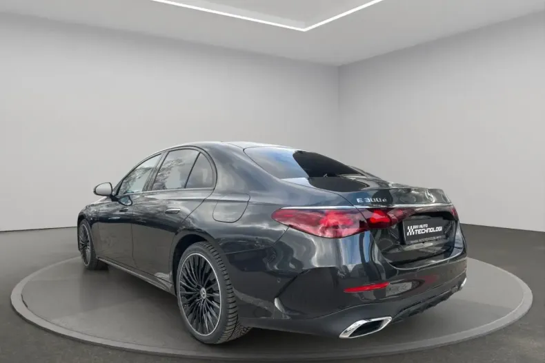 Mercedes-Benz E 300 (Clasa E) din 2025 cu 11.115 km - oferta MER194950 - foto 7