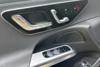 Mercedes-Benz E 300 (Clasa E) din 2025 cu 11.115 km - oferta MER194950 - foto 8