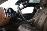 Porsche Cayenne din 2023 cu 69.787 km - oferta POR194957 - foto 8