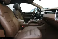 Porsche Cayenne din 2023 cu 69.787 km - oferta POR194957 - foto 17