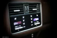 Porsche Cayenne din 2023 cu 69.787 km - oferta POR194957 - foto 20