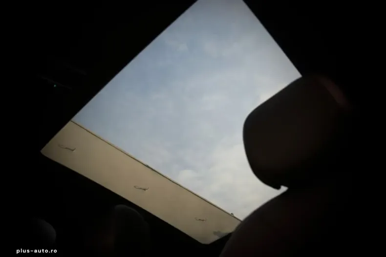 Porsche Cayenne din 2023 cu 69.787 km - oferta POR194957 - foto 23