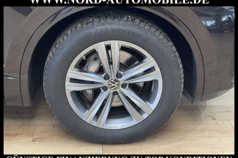 Volkswagen Touareg din 2023 cu 73.130 km - oferta VOL194961 - foto 13