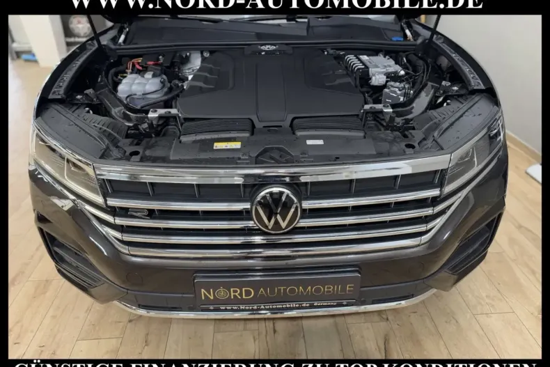 Volkswagen Touareg din 2023 cu 73.130 km - oferta VOL194961 - foto 28