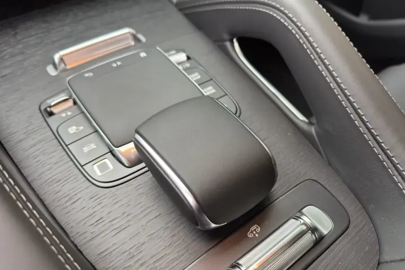 Mercedes-Benz GLS 450 (Clasa GLS) din 2025 cu 19 km - oferta MER194964 - foto 12