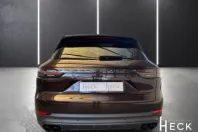 Porsche Cayenne din 2023 cu 43.887 km - oferta POR194966 - foto 5