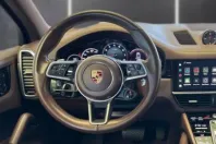 Porsche Cayenne din 2023 cu 43.887 km - oferta POR194966 - foto 12