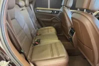 Porsche Cayenne din 2023 cu 43.887 km - oferta POR194966 - foto 19