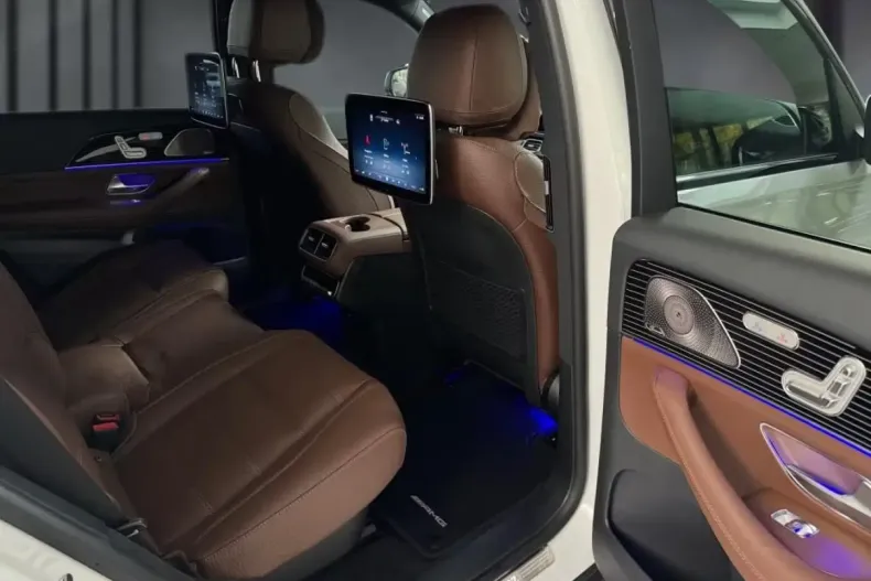 Mercedes-Benz GLS 450 (Clasa GLS) din 2025 cu 9.900 km - oferta MER194970 - foto 10