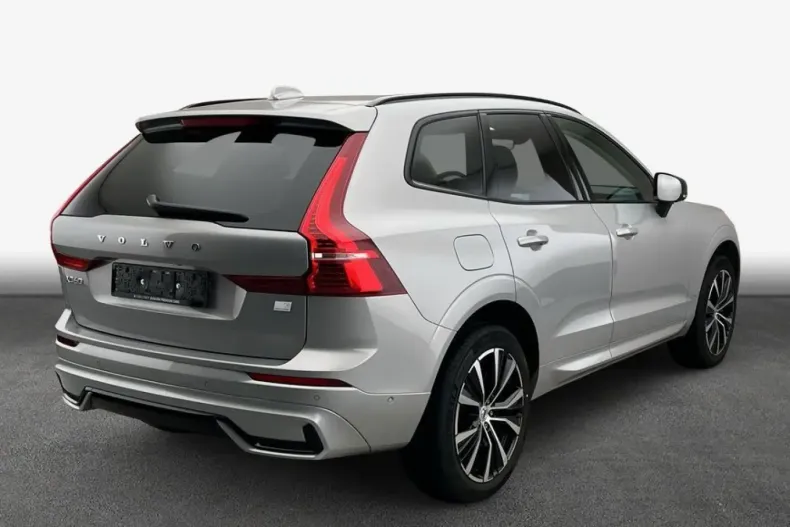 Volvo XC60 din 2022 cu 38.604 km - oferta VOL194980 - foto 2