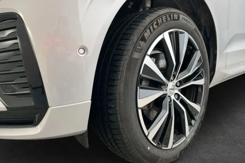 Volvo XC60 din 2022 cu 38.604 km - oferta VOL194980 - foto 5