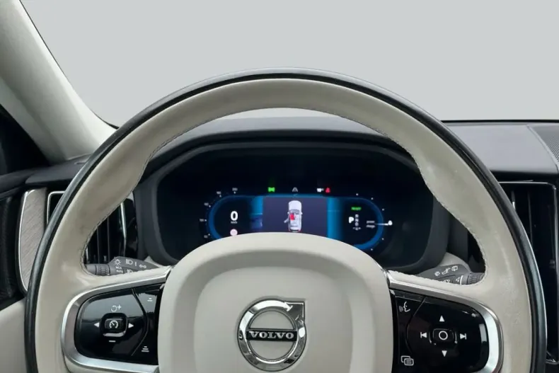 Volvo XC60 din 2022 cu 38.604 km - oferta VOL194980 - foto 16