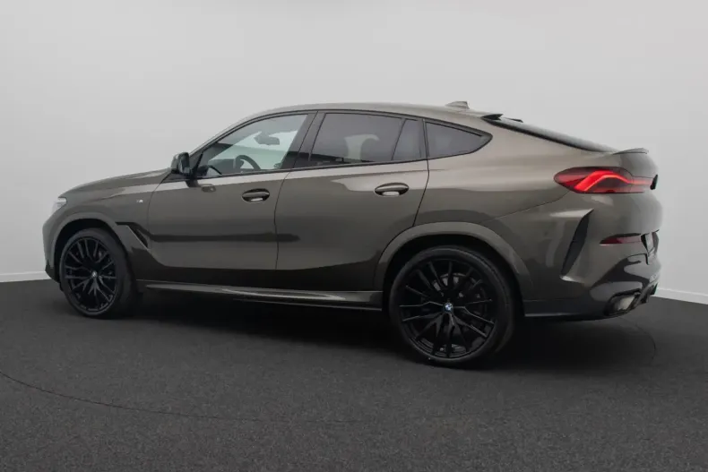 BMW X6 (Seria X) din 2022 cu 41.987 km - oferta BMW194982 - foto 10